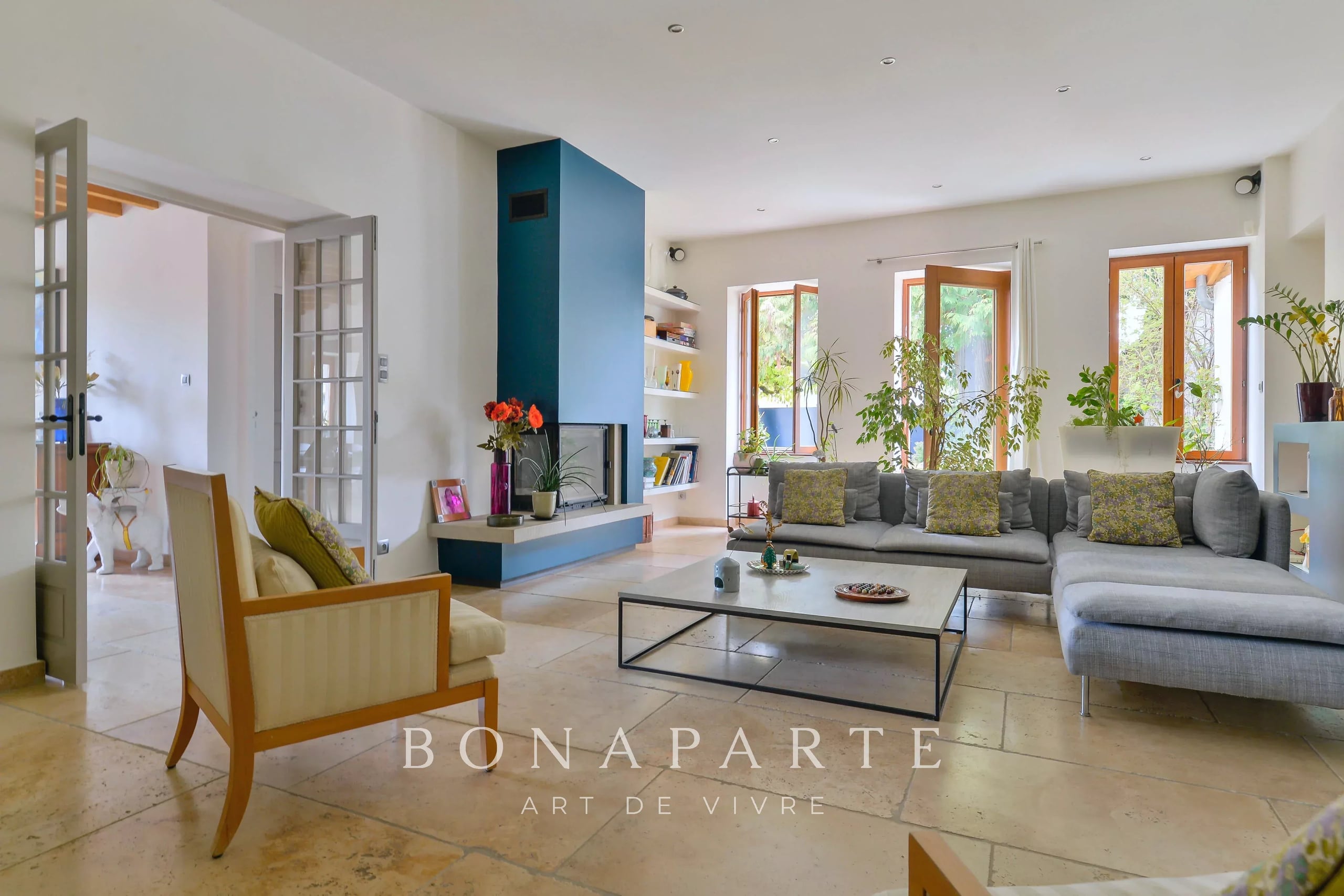 EXCEPTIONAL HOUSE 3 KM FROM MEXIMIEUX